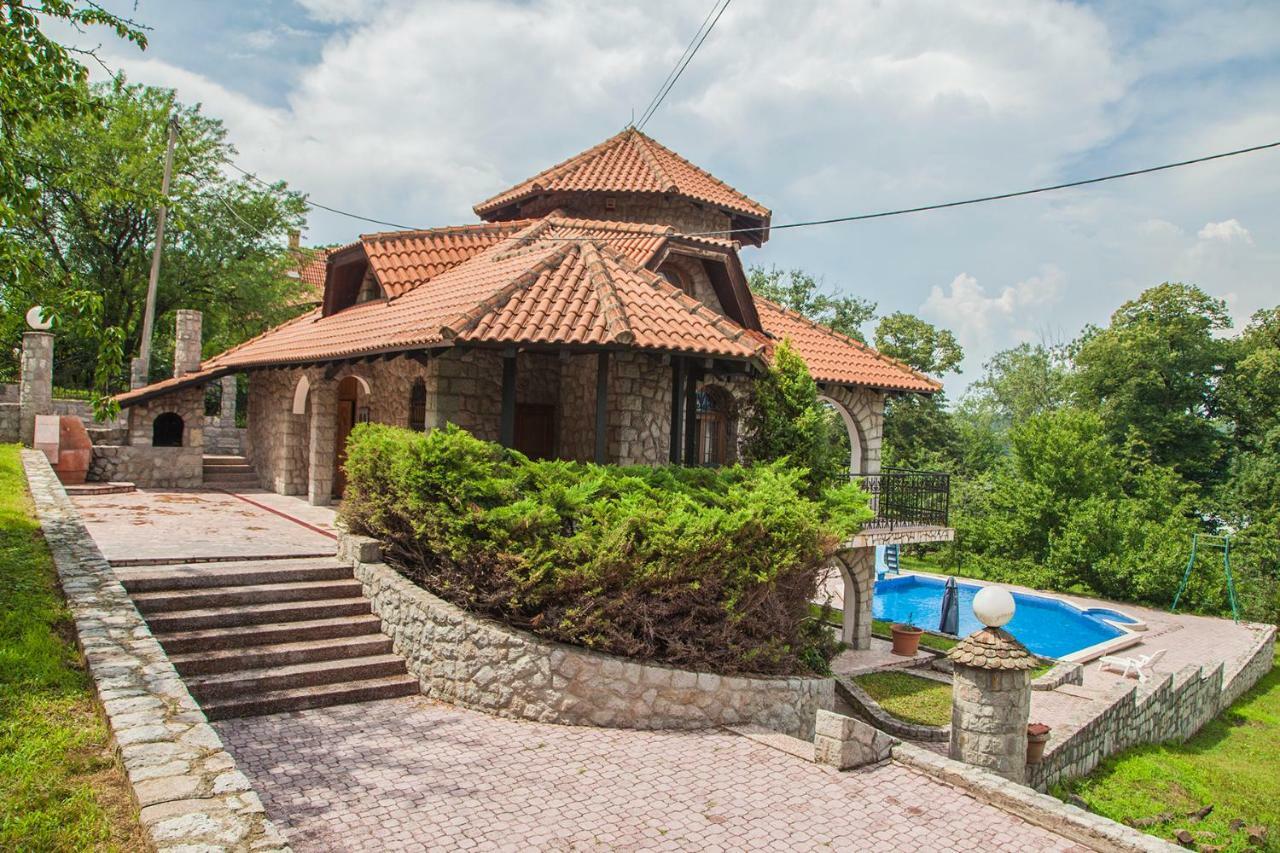 Exclusive House Legacy Villa Smederevo Exterior photo